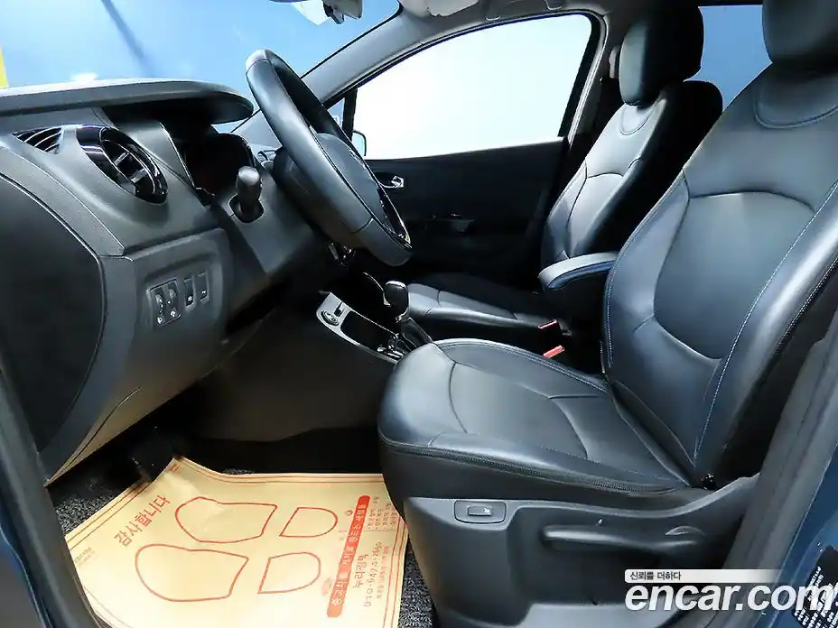 Renault QM3 2016 1.5 Автомат в Москве № 152674, фото 6