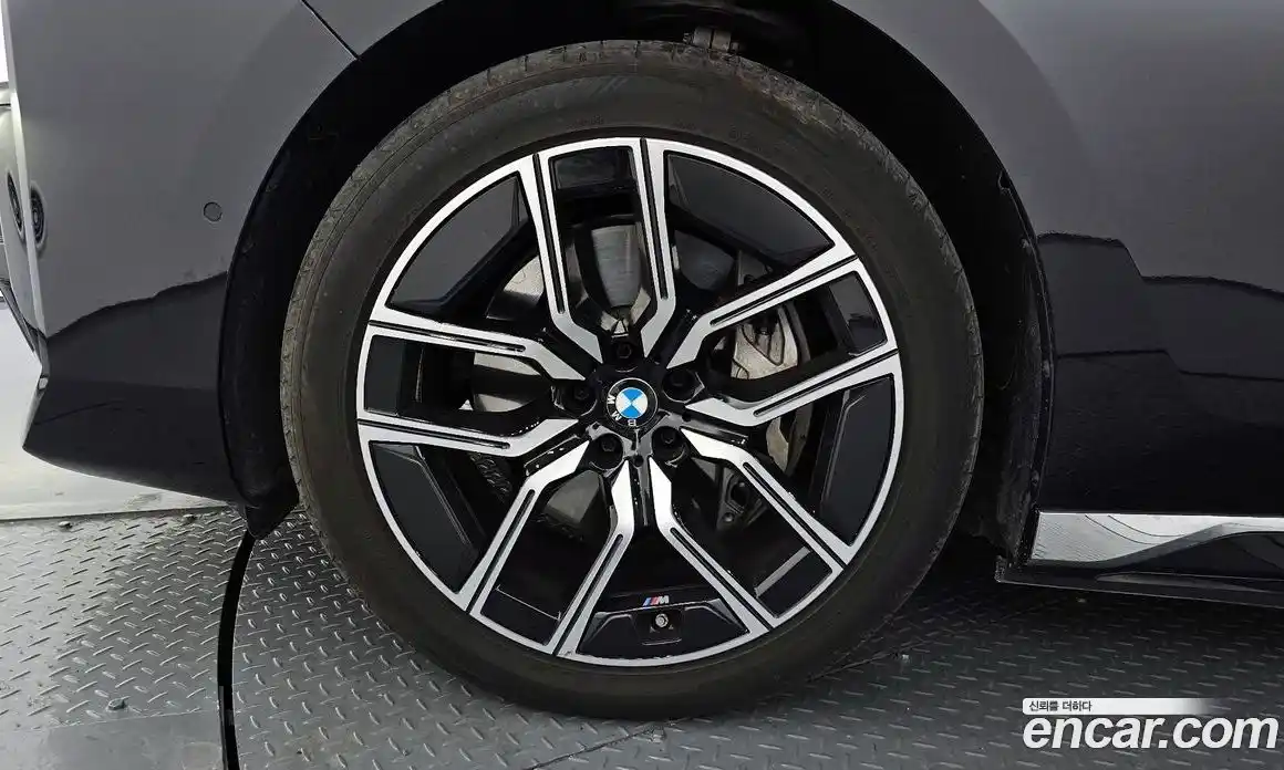 BMW i7 2024 0.3 Автомат в Москве № 155015, фото 13