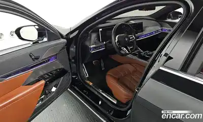 BMW i7 2024 0.3 Автомат в Москве № 155015, миниатюра 3