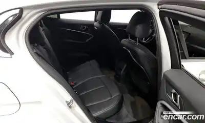 BMW 1-Series 2021 2.0 Автомат в Москве № 156536, миниатюра 11