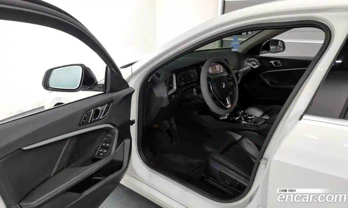 BMW 1-Series 2021 2.0 Автомат в Москве № 156536, фото 17