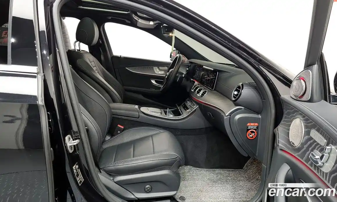 Mercedes-Benz E-Class 2023 2.0 Автомат в Москве № 161242, фото 11