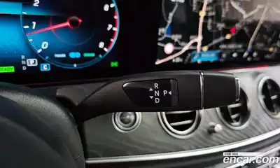 Mercedes-Benz E-Class 2023 2.0 Автомат в Москве № 161242, миниатюра 9