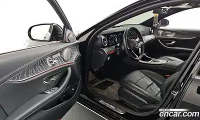 Mercedes-Benz E-Class 2023 2.0 Автомат в Москве № 161242, миниатюра 10