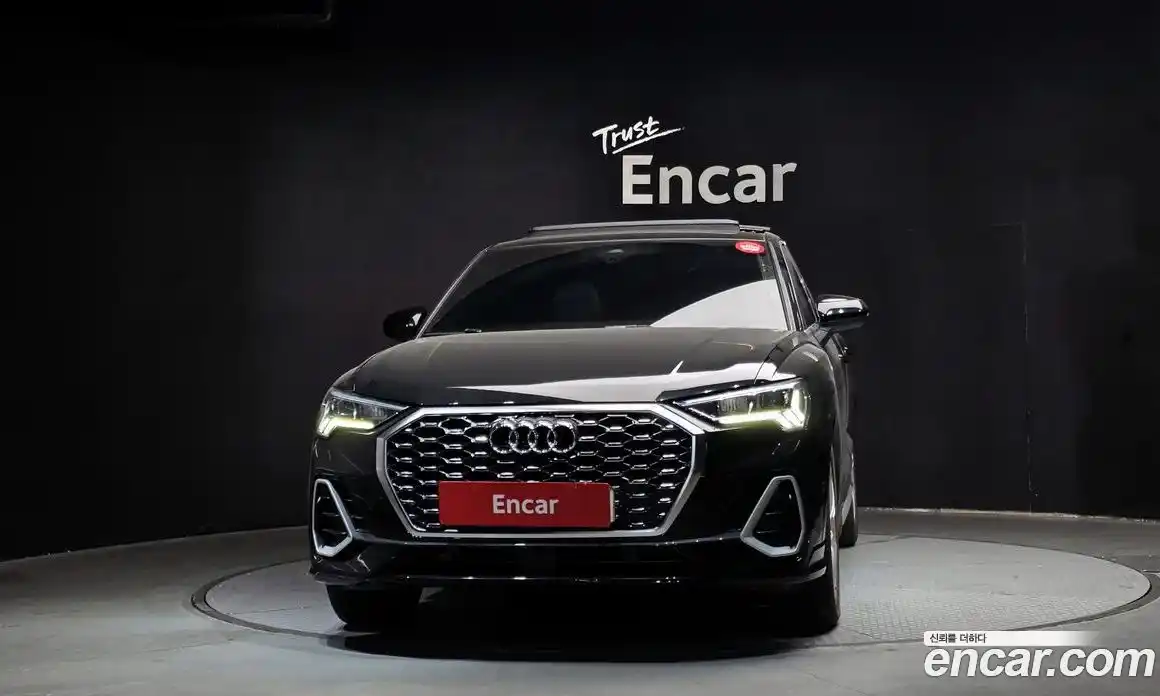 Audi Q3 2022 2.0 Автомат в Москве № 162509, фото 3