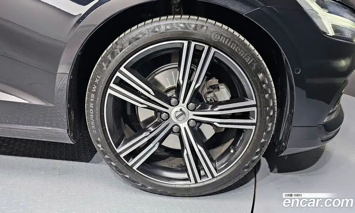 Volvo S60 2022 2.0 Автомат в Москве № 164394, фото 11