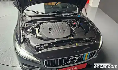 Volvo S60 2022 2.0 Автомат в Москве № 164394, миниатюра 3