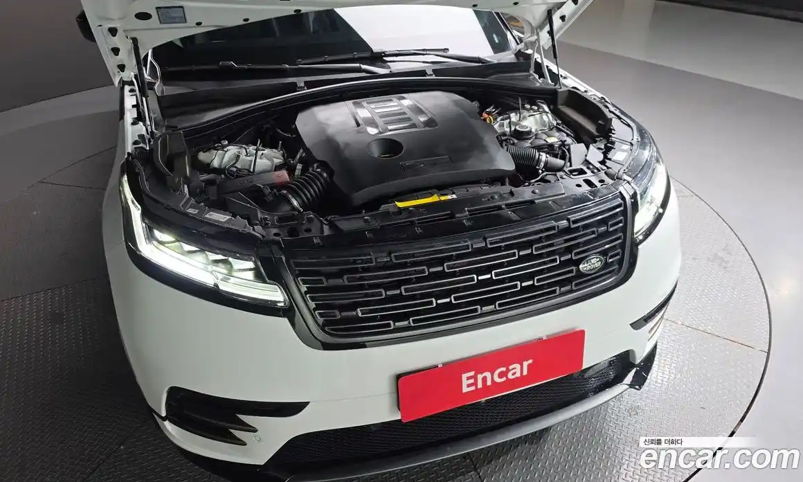 Land Rover Range-Rover Velar 2025 3.0 Автомат в Москве № 165950, фото 19