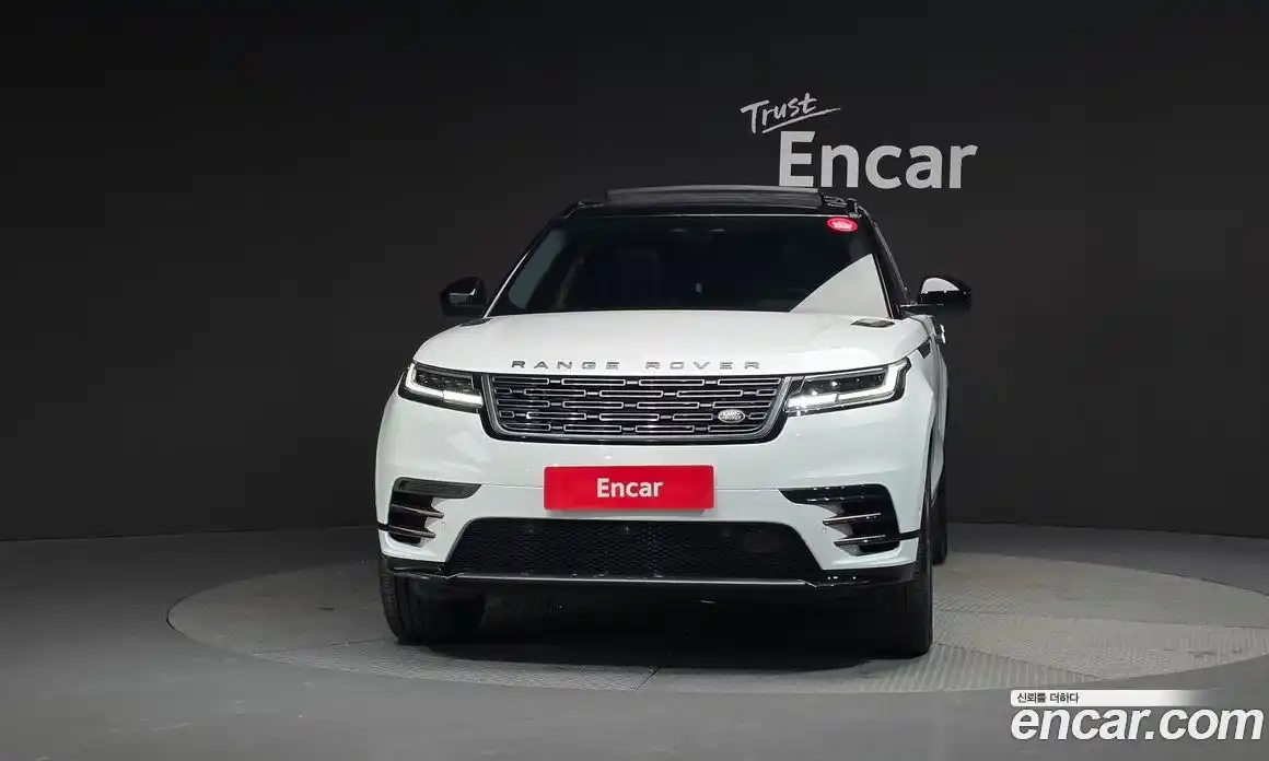 Land Rover Range-Rover Velar 2025 3.0 Автомат в Москве № 165950, фото 6