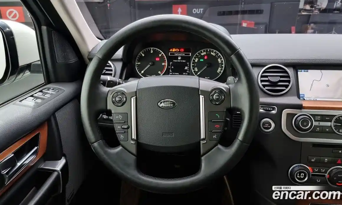 Land Rover Discovery 2016 3.0 Автомат в Москве № 166360, фото 13