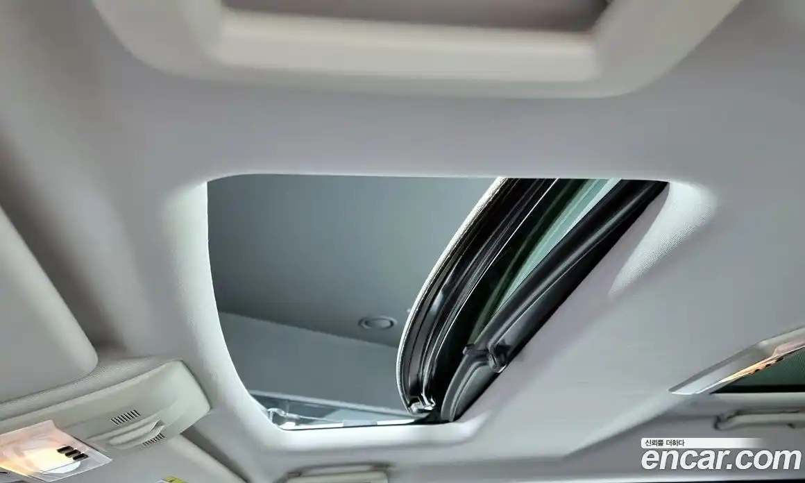 Land Rover Discovery 2016 3.0 Автомат в Москве № 166360, фото 17