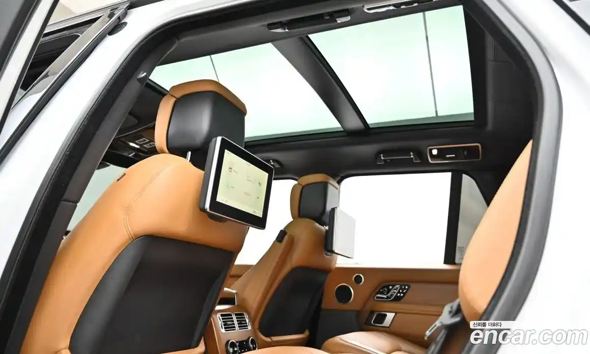 Land Rover Range-Rover 2022 5.0 Автомат в Москве № 166756, фото 19