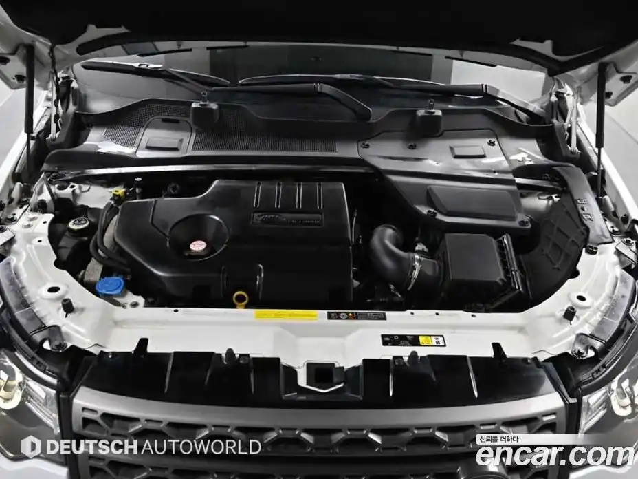 Land Rover Discovery Sport 2017 2.0 Автомат в Москве № 166853, фото 6