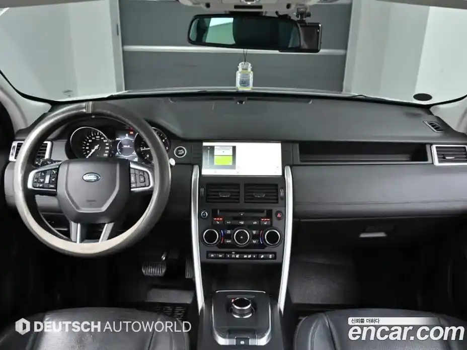 Land Rover Discovery Sport 2017 2.0 Автомат в Москве № 166853, фото 7