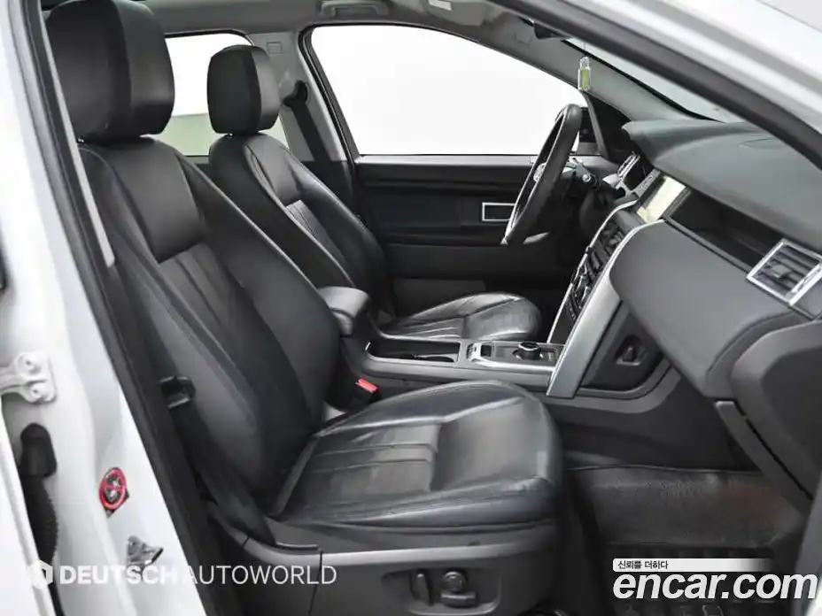 Land Rover Discovery Sport 2017 2.0 Автомат в Москве № 166853, фото 10