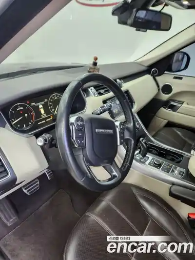 Land Rover Range-Rover Sport 2016 3.0 Автомат в Москве № 166867, миниатюра 10