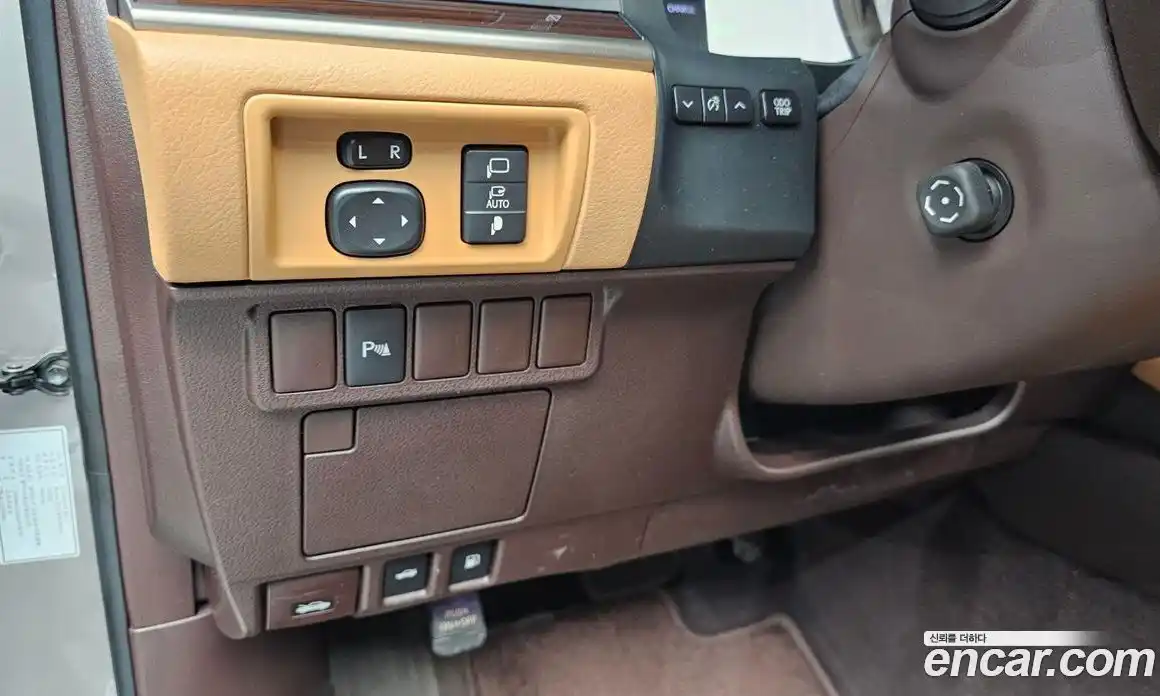 Lexus ES 2016 2.5 Автомат в Москве № 168146, фото 17