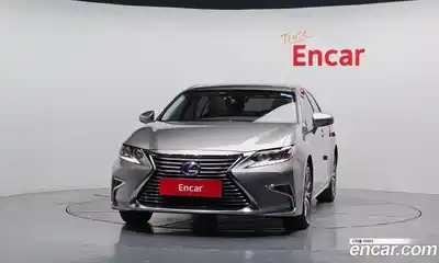 Lexus ES 2016 2.5 Автомат в Москве № 168146, миниатюра 3
