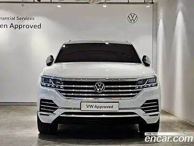 Volkswagen Touareg 2023 3.0 Автомат в Москве № 168755, миниатюра 3