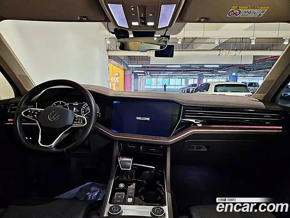 Volkswagen Touareg 2023 3.0 Автомат в Москве № 168755, фото 7