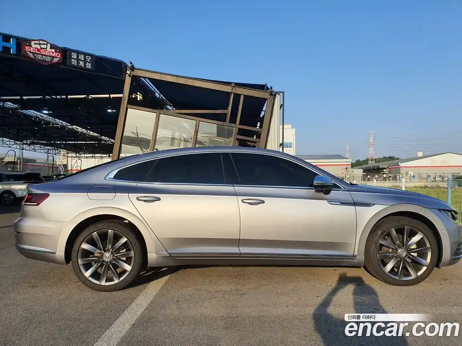 Volkswagen Arteon 2020 2.0 Автомат в Москве № 169189, фото 5