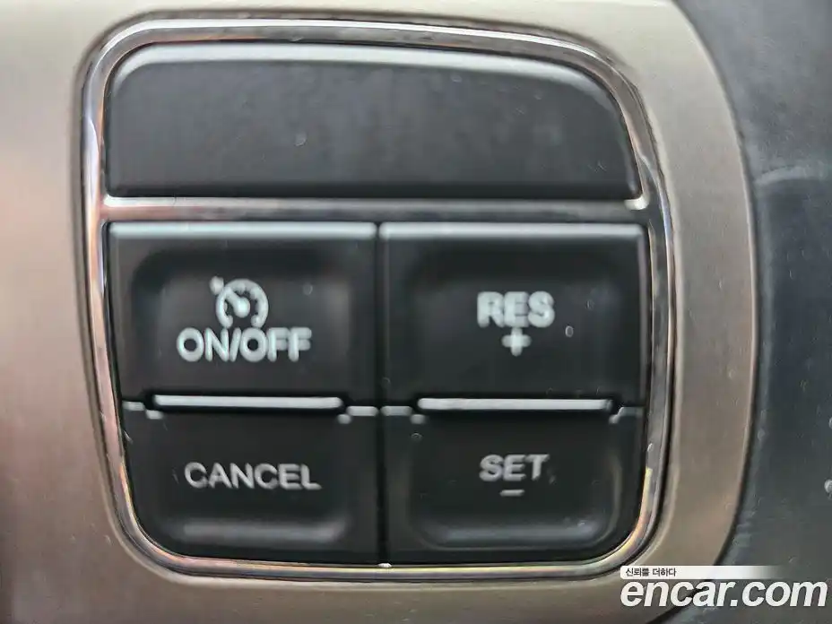 Jeep Cherokee 2012 3.0 Автомат в Москве № 170068, фото 11