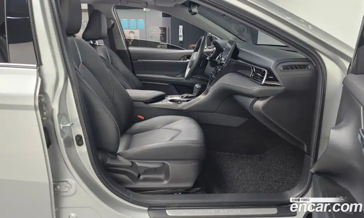 Toyota Camry 2022 2.5 Автомат в Москве № 170242, фото 13