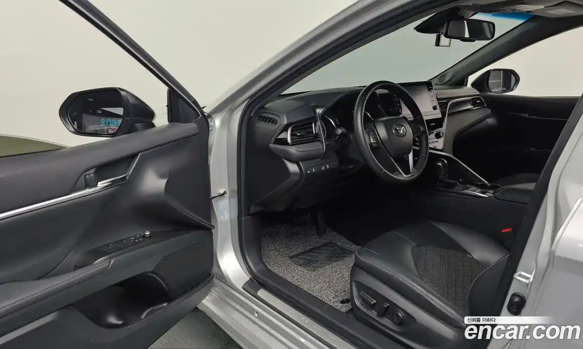 Toyota Camry 2022 2.5 Автомат в Москве № 170242, фото 20