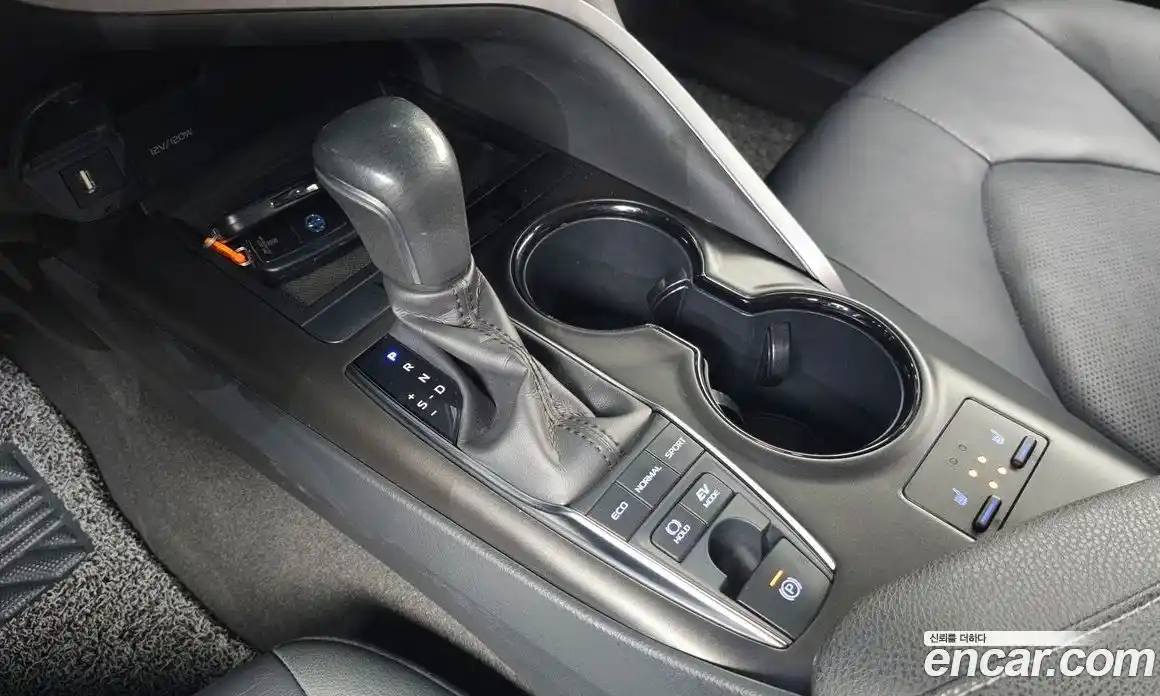 Toyota Camry 2022 2.5 Автомат в Москве № 170242, фото 8