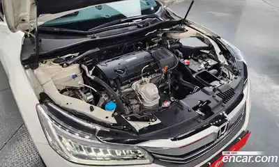 Honda Accord 2016 2.4 Автомат в Москве № 170547, миниатюра 12