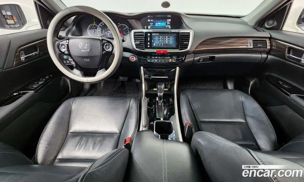 Honda Accord 2016 2.4 Автомат в Москве № 170547, фото 15