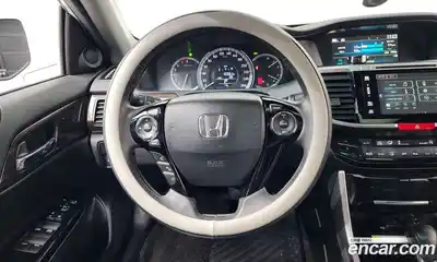 Honda Accord 2016 2.4 Автомат в Москве № 170547, миниатюра 7