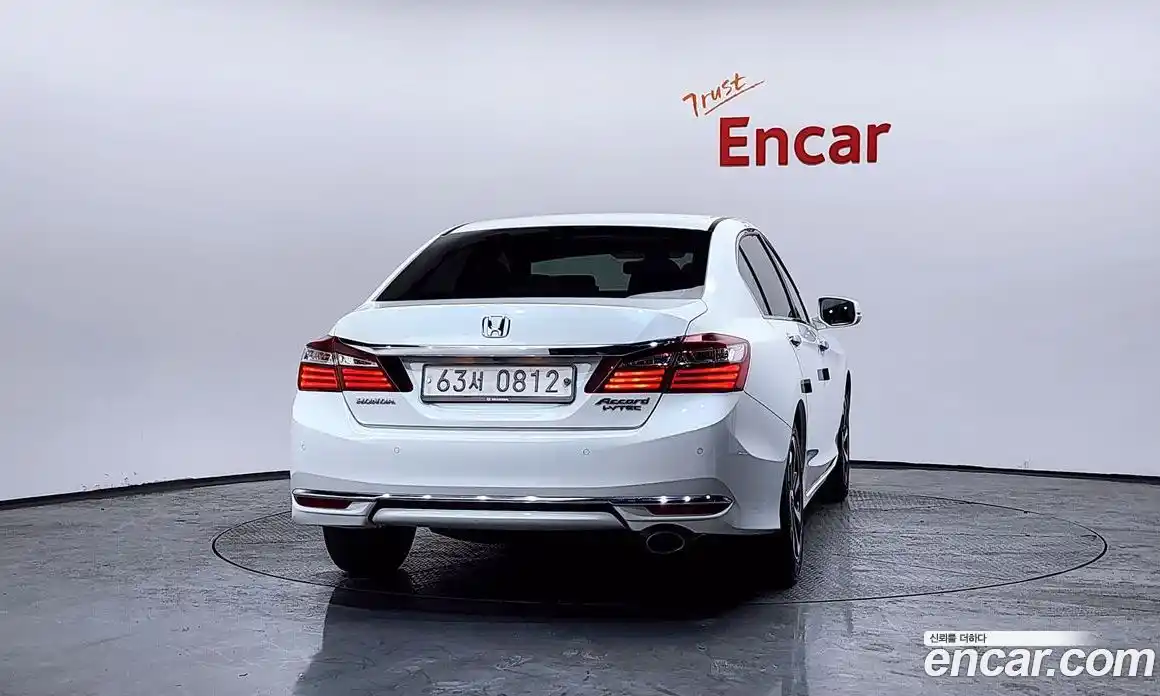 Honda Accord 2016 2.4 Автомат в Москве № 170547, фото 10