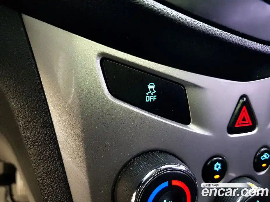 Chevrolet Trax 2015 1.4 Автомат в Москве № 174285, фото 16