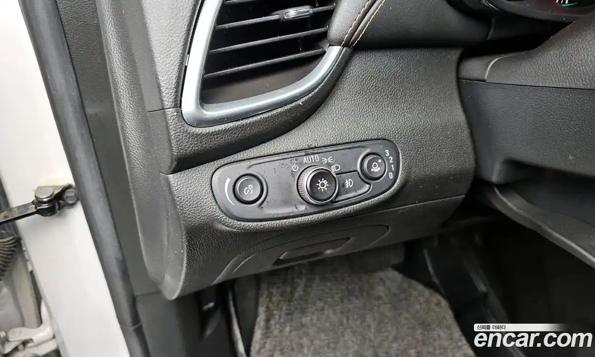 Chevrolet Trax 2017 1.4 Автомат в Москве № 175126, фото 8