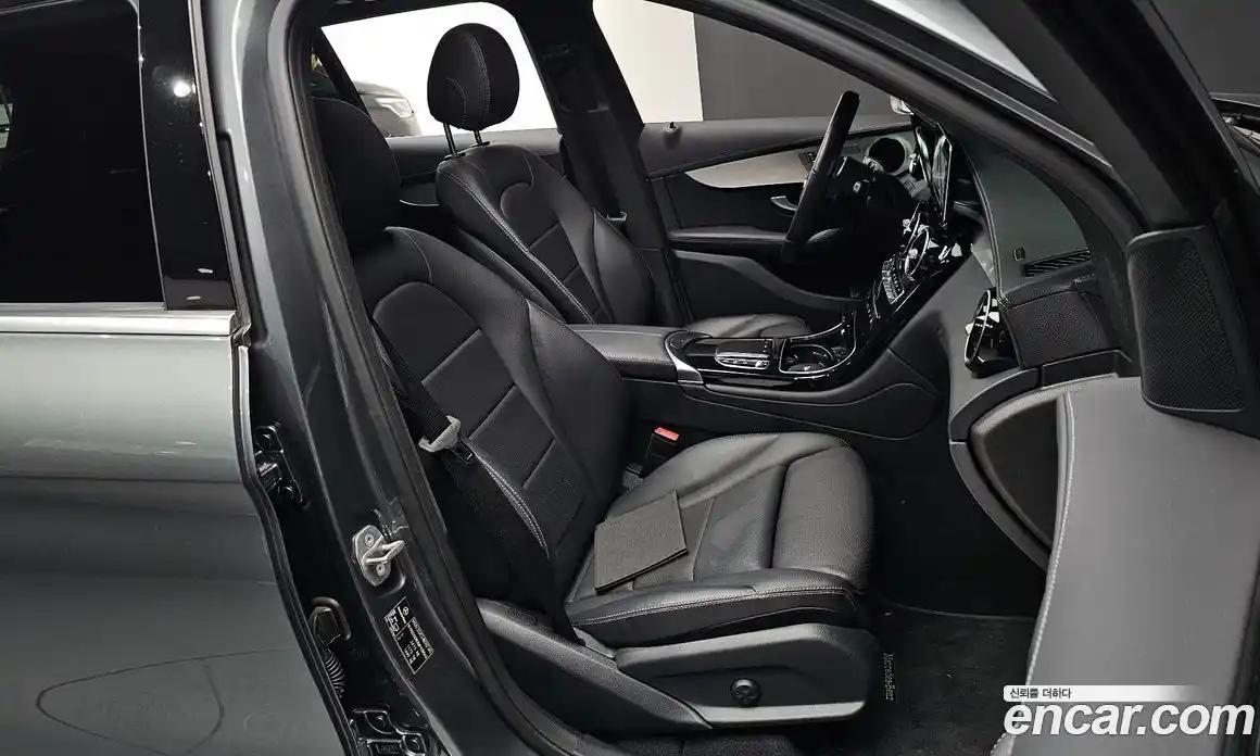 Mercedes-Benz GLC-Class 2021 2.0 Автомат в Москве № 176716, фото 17