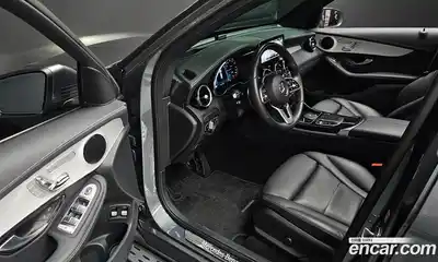 Mercedes-Benz GLC-Class 2021 2.0 Автомат в Москве № 176716, миниатюра 2