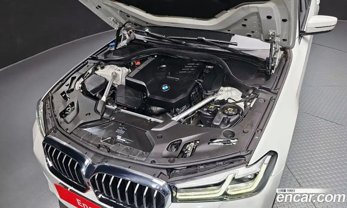 BMW 5-Series 2021 2.0 Автомат в Москве № 185767, фото 4