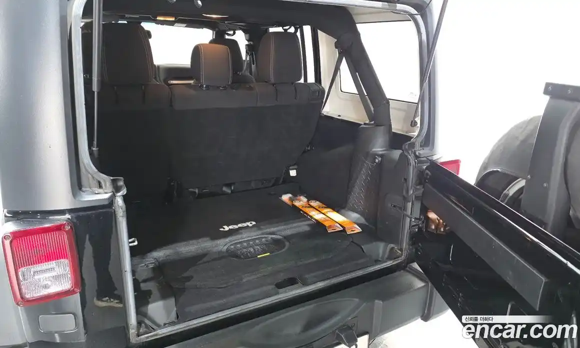 Jeep Wrangler 2017 3.6 Автомат в Москве № 186963, фото 3