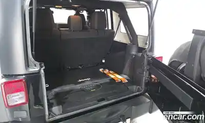 Jeep Wrangler 2017 3.6 Автомат в Москве № 186963, миниатюра 3