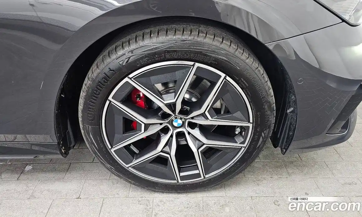 BMW 5-Series 2025 2.0 Автомат в Москве № 187381, фото 17