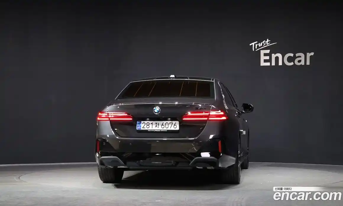 BMW 5-Series 2025 2.0 Автомат в Москве № 187381, фото 18