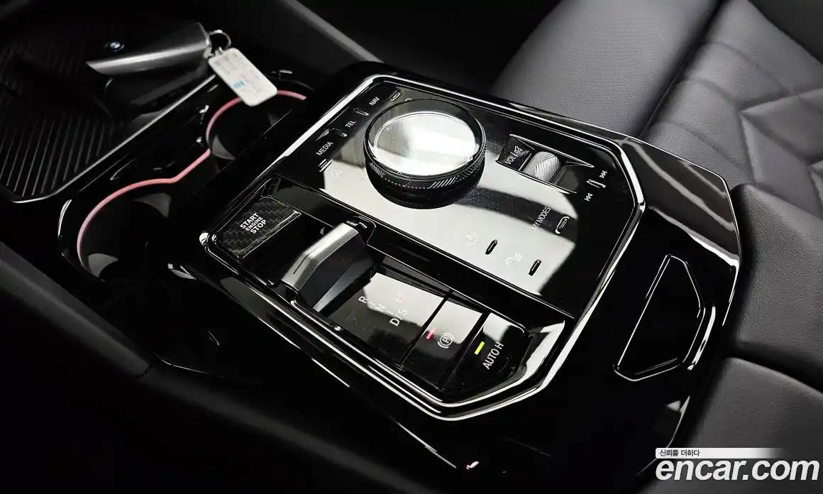 BMW 5-Series 2025 2.0 Автомат в Москве № 187381, фото 9