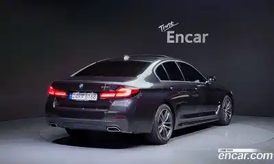 BMW 5-Series 2023 2.0 Автомат в Москве № 187569, миниатюра 2