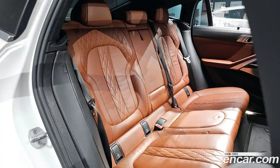 BMW X6 2021 4.4 Автомат в Москве № 191853, фото 18