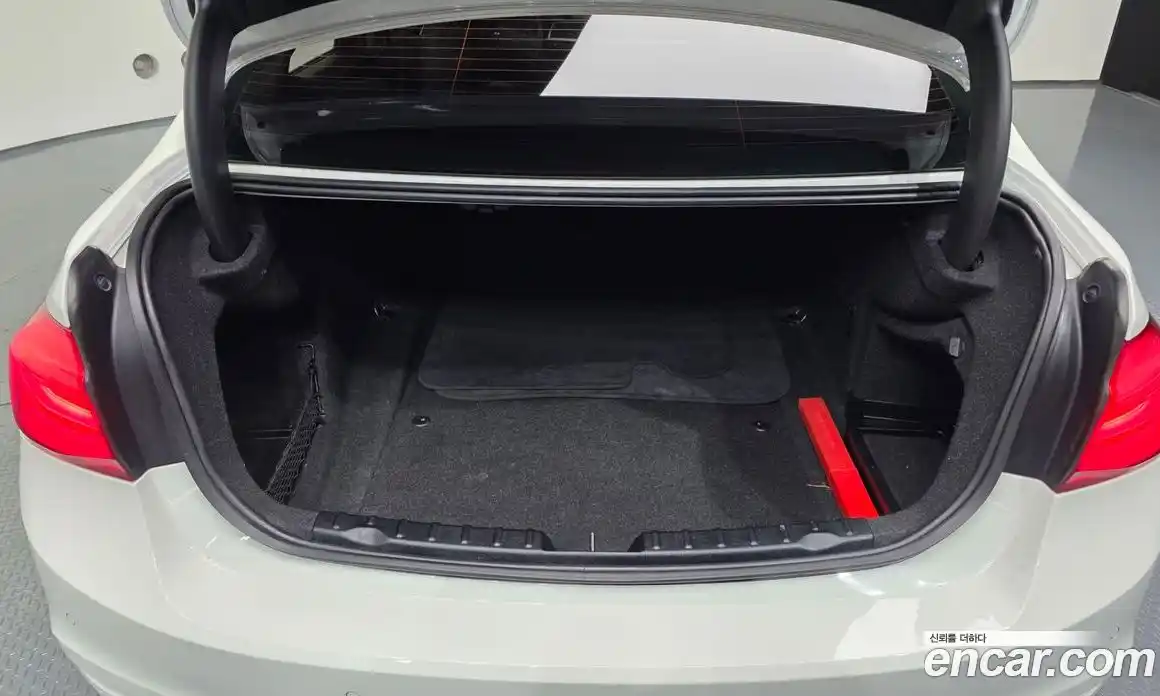 BMW 3-Series 2016 2.0 Автомат в Москве № 192785, фото 4