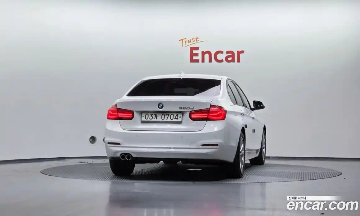 BMW 3-Series 2016 2.0 Автомат в Москве № 192785, фото 9