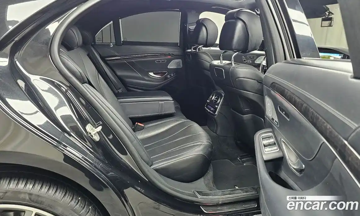 Mercedes-Benz S-Class 2018 2.9 Автомат в Москве № 194792, фото 14