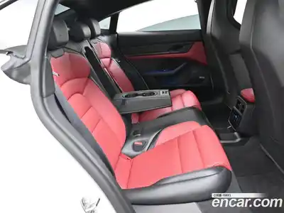 Porsche Taycan 2025 0.1 Автомат в Москве № 195272, миниатюра 12