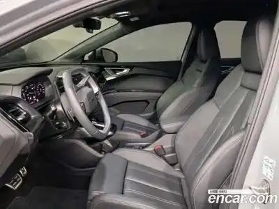 Audi Q4 e-tron 2025 0.2 Автомат в Москве № 195454, миниатюра 7